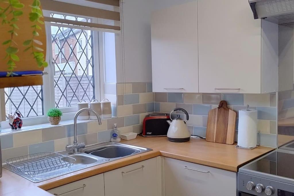 Ludlow Mews Town House With Free Parking Luaran gambar