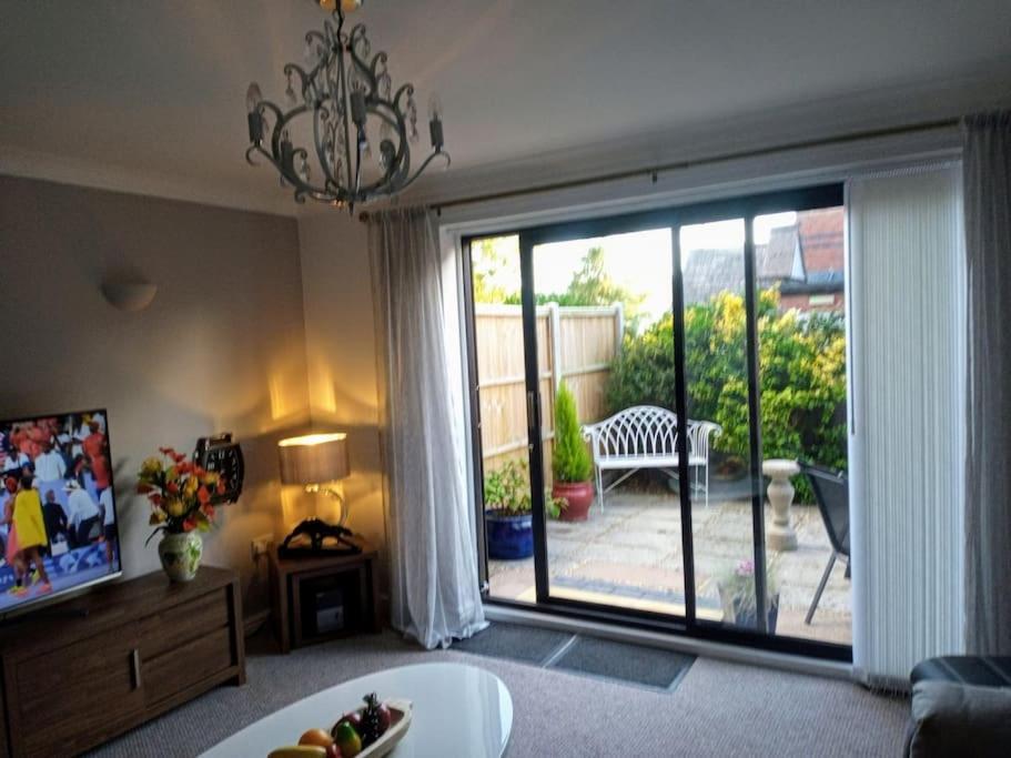 Ludlow Mews Town House With Free Parking Luaran gambar
